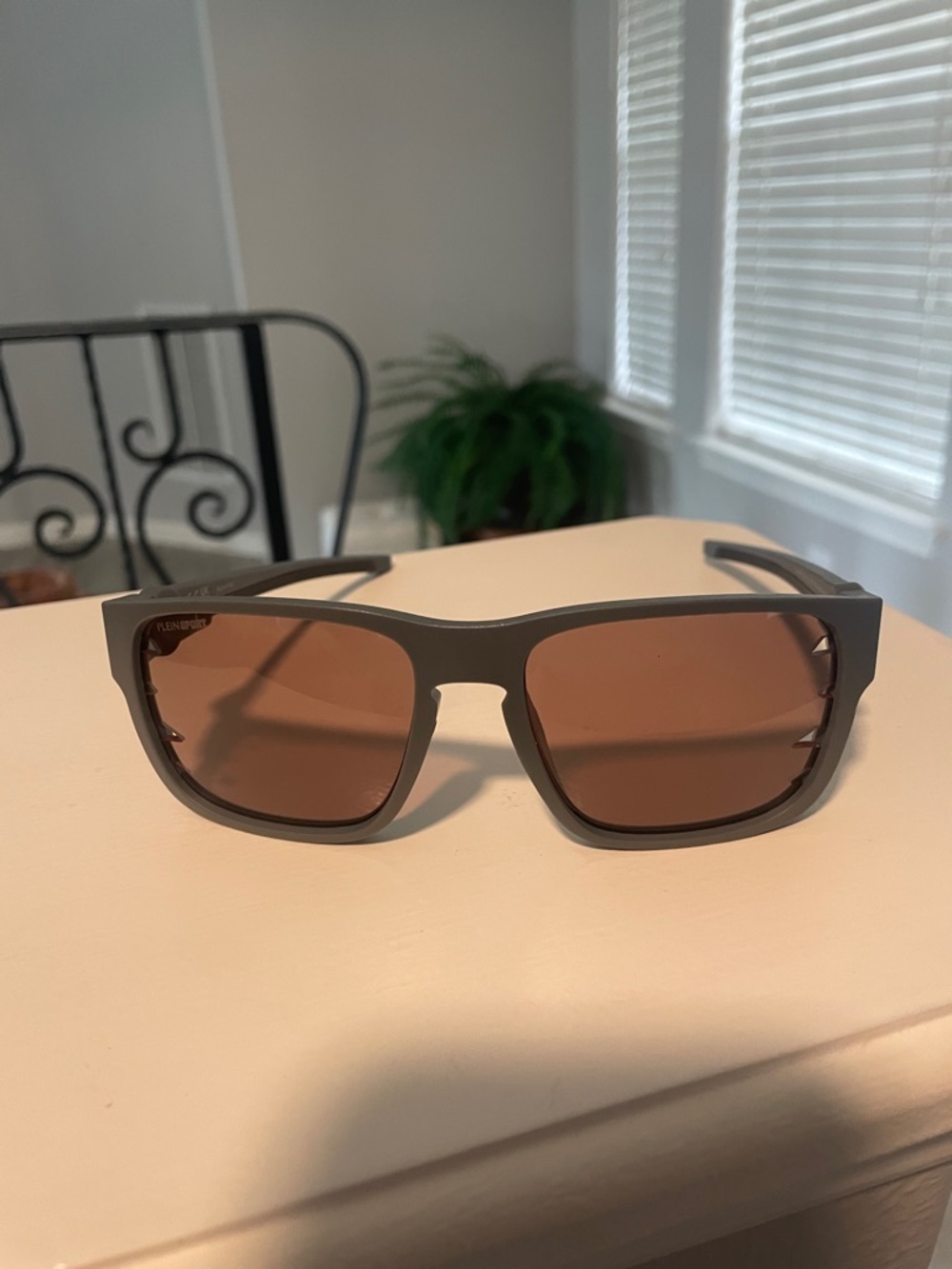Plein Sport Unisex Gray Frame Sunglasses with Pink Lenses - Picture 10 of 10